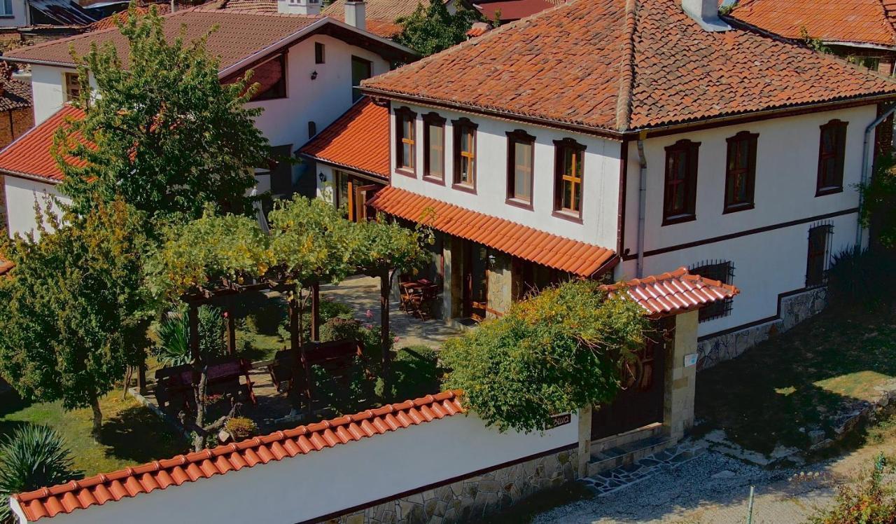 Iliikova House Hotel Kalofer Ngoại thất bức ảnh
