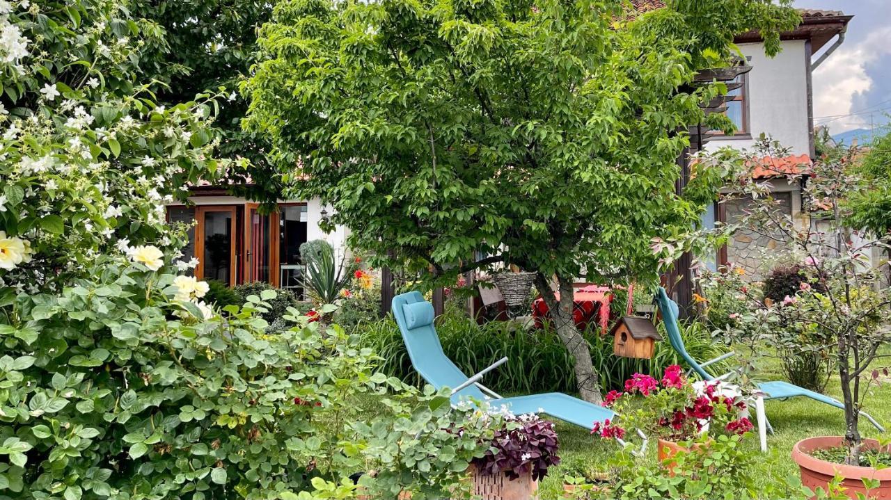 Iliikova House Hotel Kalofer Ngoại thất bức ảnh