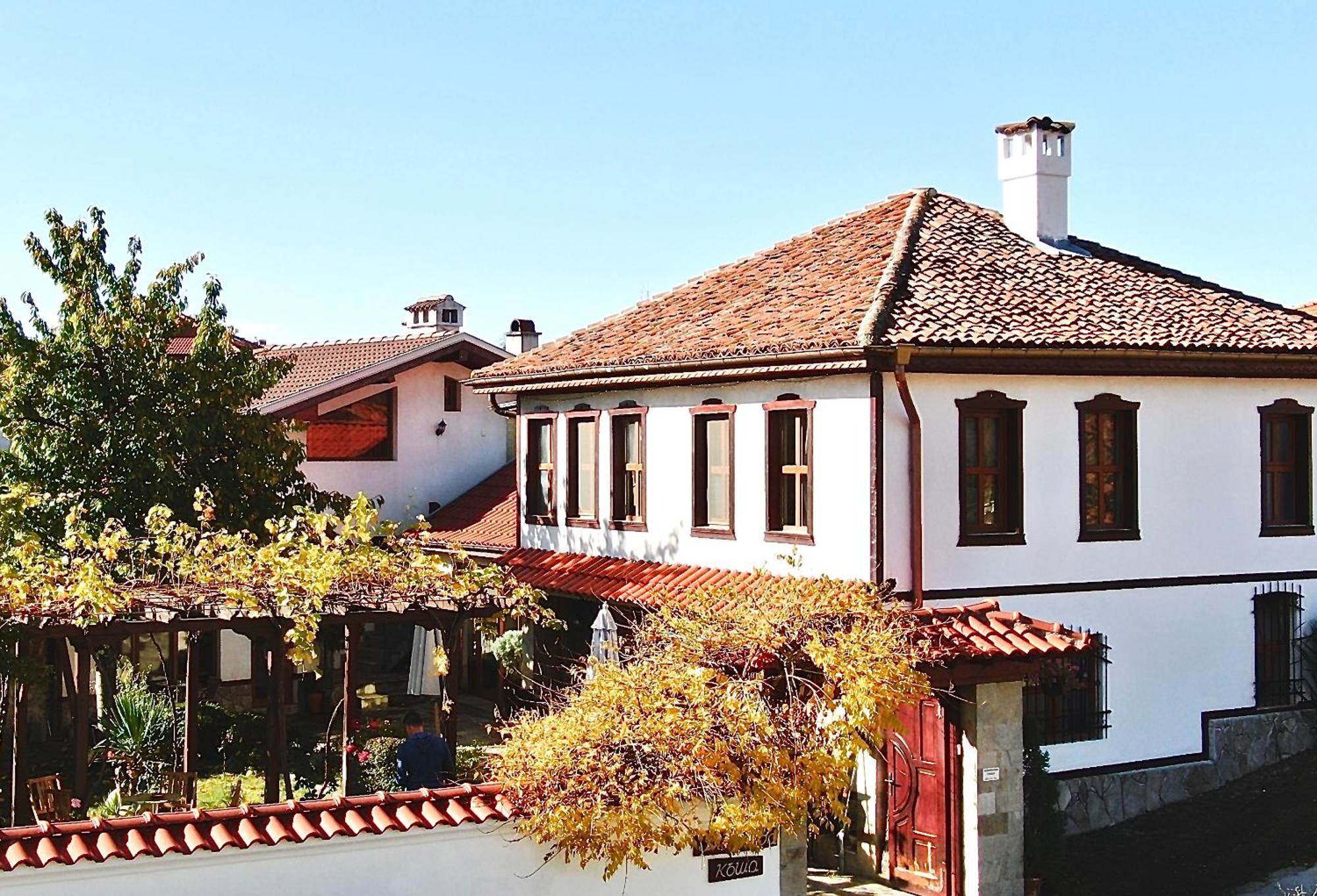Iliikova House Hotel Kalofer Ngoại thất bức ảnh